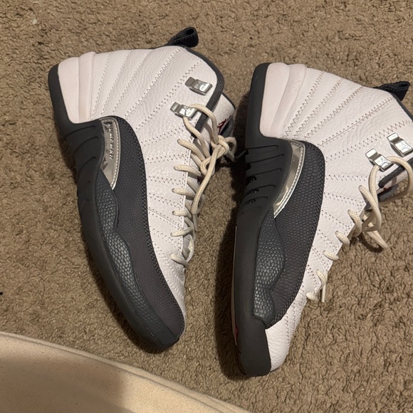 Jordan 12 retro white dark grey with box - Picture 4 of 4